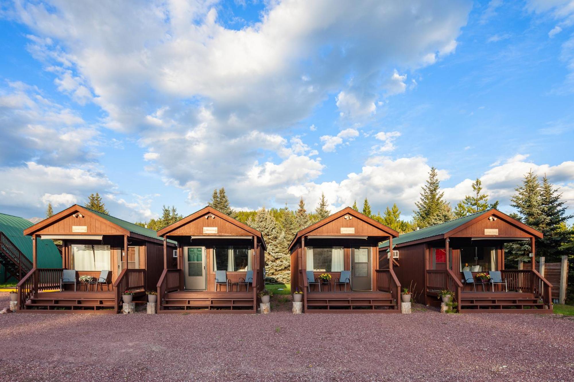 Sky Eco - Glacier General Store And Cabins Coram Luaran gambar