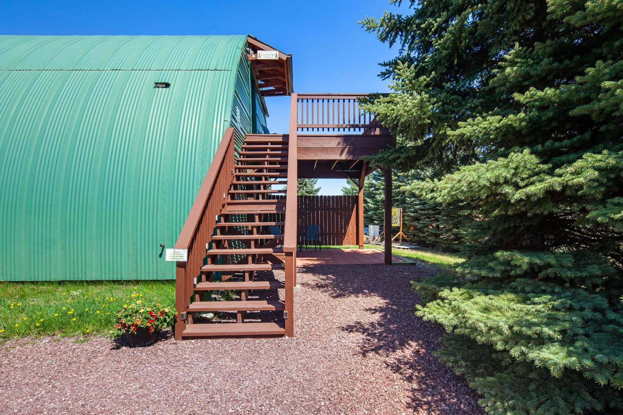 Sky Eco - Glacier General Store And Cabins Coram Luaran gambar